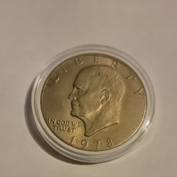 1978 Eisenhower Dollar Coin - Picture 1 of 2